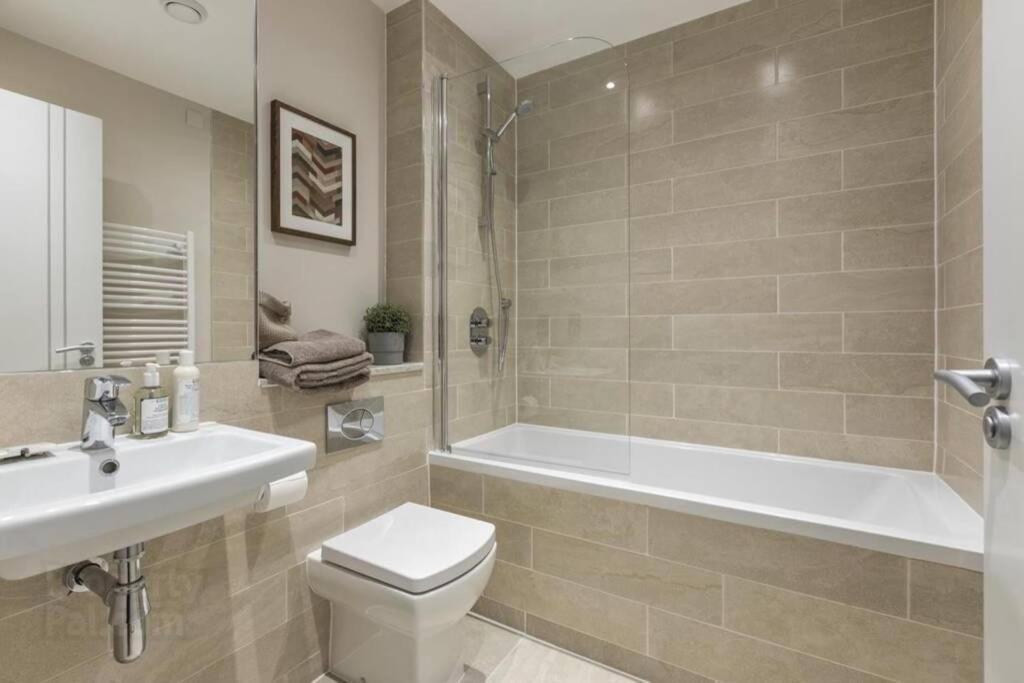 5* Luxury, City Centre, Brand New Development Belfast Extérieur photo
